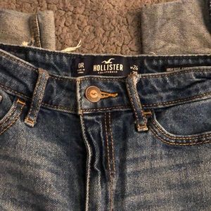 HOLLISTER size 0R dark blue ripped jeans